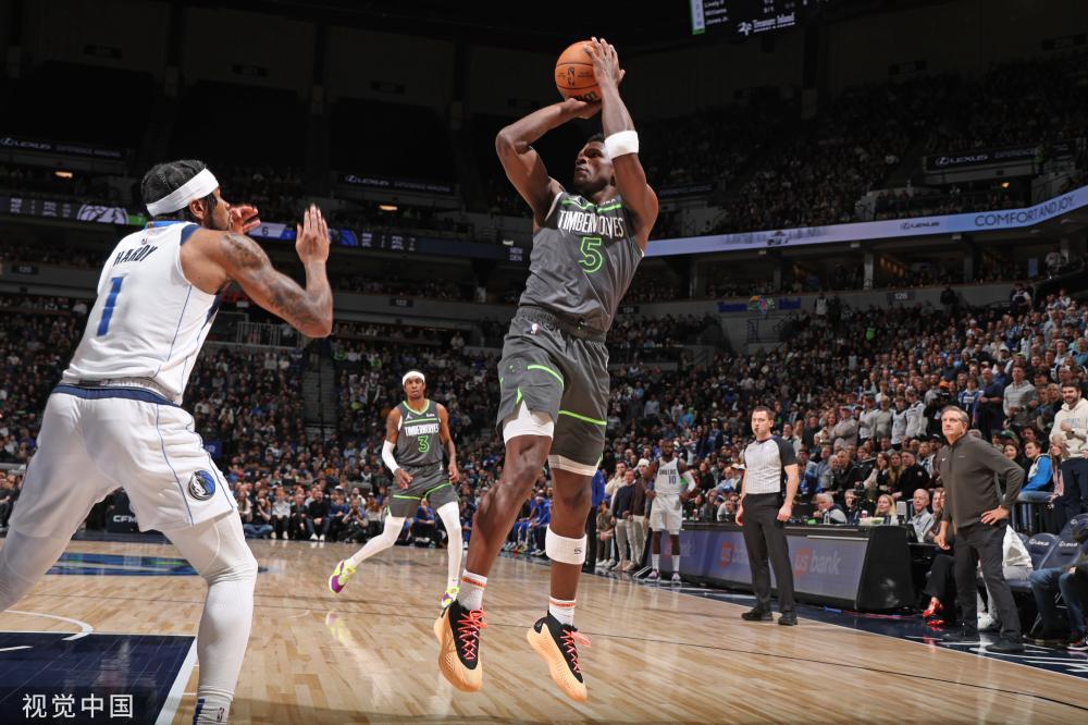 看到足球的 看到足球的