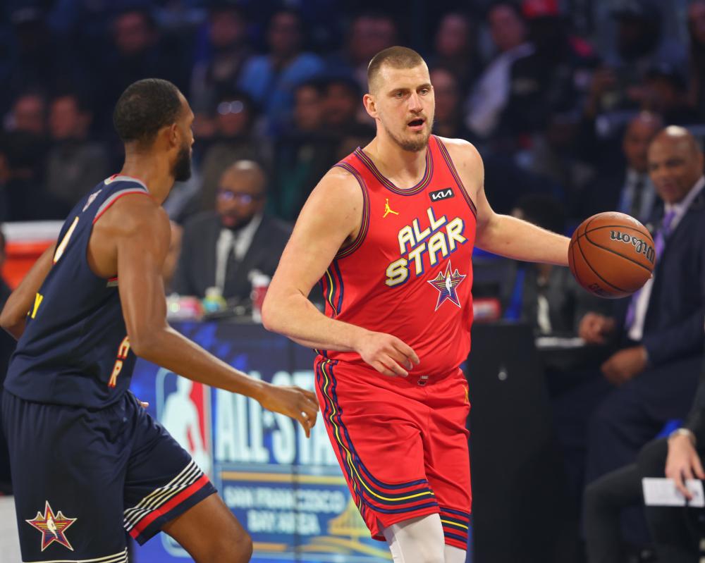 场上气氛几 场上气氛几