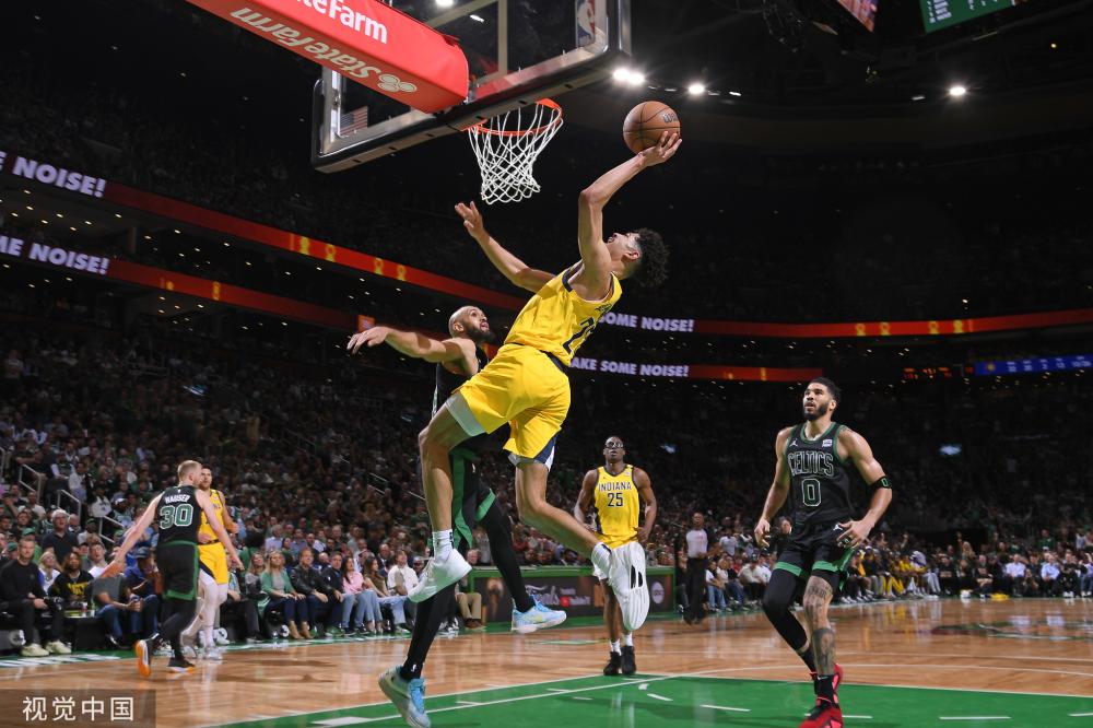 集体缅怀 集体缅怀